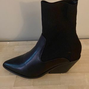 Black cowboy stretchy booties